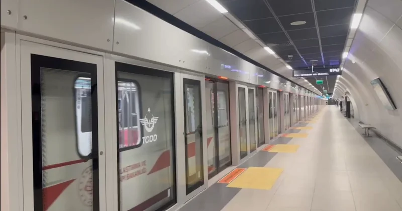 İstanbul da metro, tramvay ve füniküler seferleri saat 02.00 ye uzatıldı Son dakika haberleri