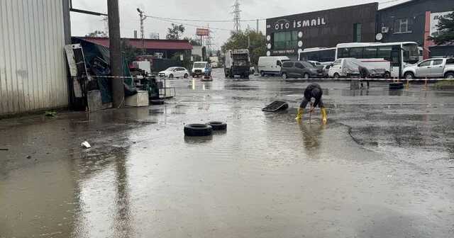 Karadeniz Ereğli de heyelanın ardından binada yaşayanlar tahliye edildi Zonguldak Son Dakika Haberleri Habertürk Yerel Haberler
