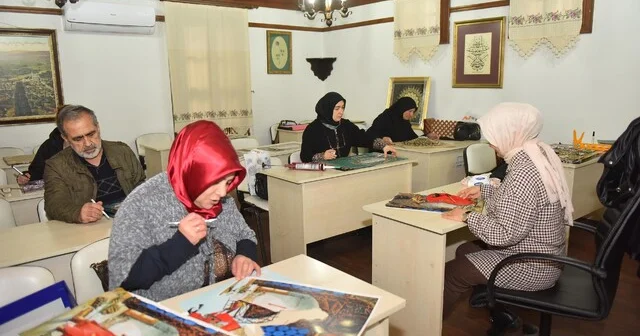 YIL MEK e yoğun ilgi Yıldırım Belediyesi Mesleki ve Teknik Eğitim Kursları na (YIL MEK) bir ayda 5 bin kişi ön başvuru yaptı Bursa Haber Habertürk Yerel Haberler