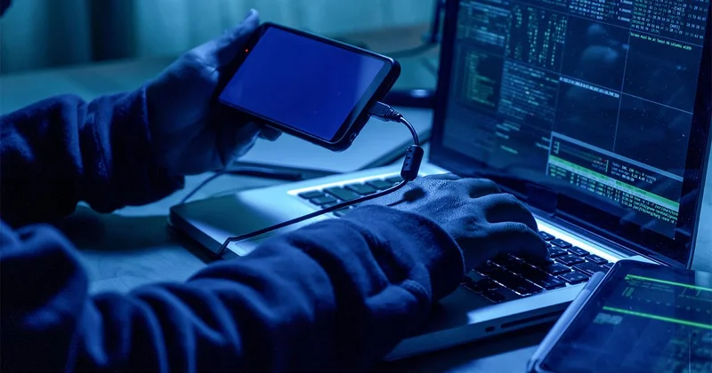 Rapor: İsrailli firmanın internet reklamlarıyla kullanıcıların cihazlarına casus yazılım yerleştirildi