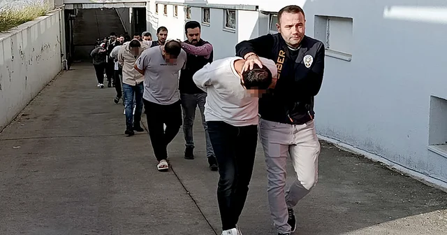 Sazan sarmalı yöntemiyle dolandırdı; Birbirinize zarar vermeyin mesajı ile helallik istedi Adana Haberleri