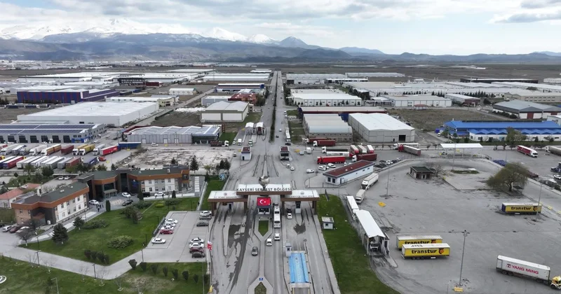 Serbest bölgelerde 10 aylık ticaretin yarıya yakınını ihracat oluşturdu