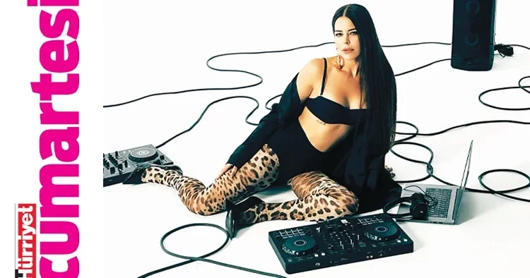 Simge Sağın: ‘Sevilmelere doymamak istiyorum’