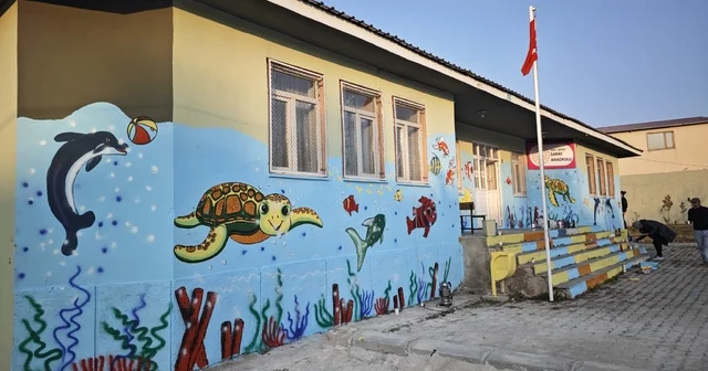 Van Güzel Sanatlar Lisesinden anaokuluna renkli dokunuş Van Haberleri