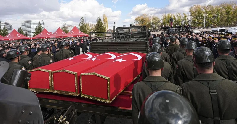 Aynı acıda ayrım mı olur? Şehit uğurlamalarında altın varaklı protokol farkı