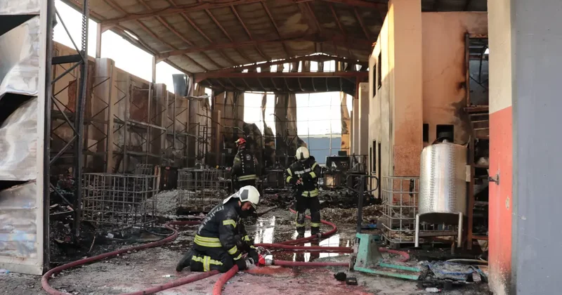 Kocaeli de kozmetik fabrikasında çıkan yangında ölü sayısı 7 ye yükseldi