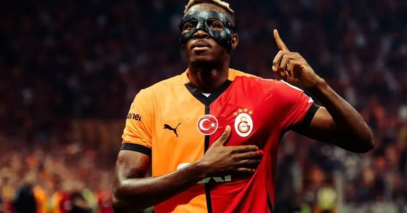 Osimhen gönülleri fethetti! Camide namaz kılan çocukları paylaştı