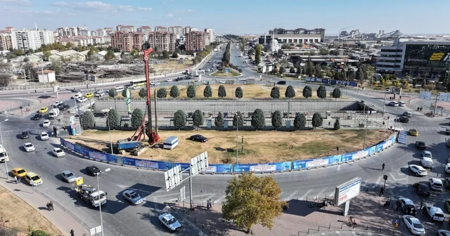 Konya da yeni tramvay hattı kapsamında Otogar Kavşağı nda düzenleme çalışması başladı Başkan Altay: Otogar Kavşağı nı üç katlı kavşağa dönüştüreceğiz Konya Haberleri
