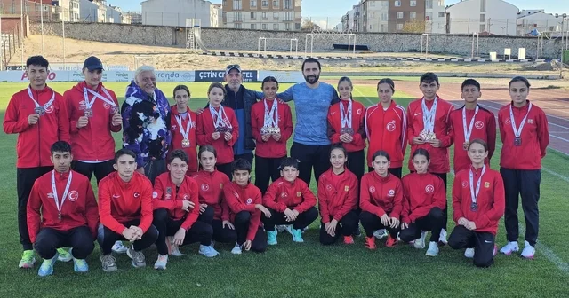 Avrupa da tarih yazdılar, Bandırma da tebrikleri topladılar Milli sporculara Bandırma da anlamlı kutlama Avrupa şampiyonları, Bandırma da onurlandırıldı Balıkesir Haberleri