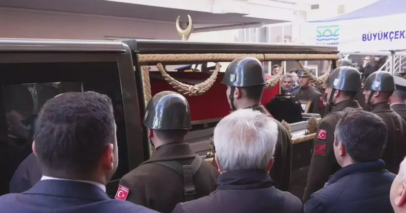 Şehit Gökhan Korkmaz ın naaşı helallik için evinin önüne getirildi