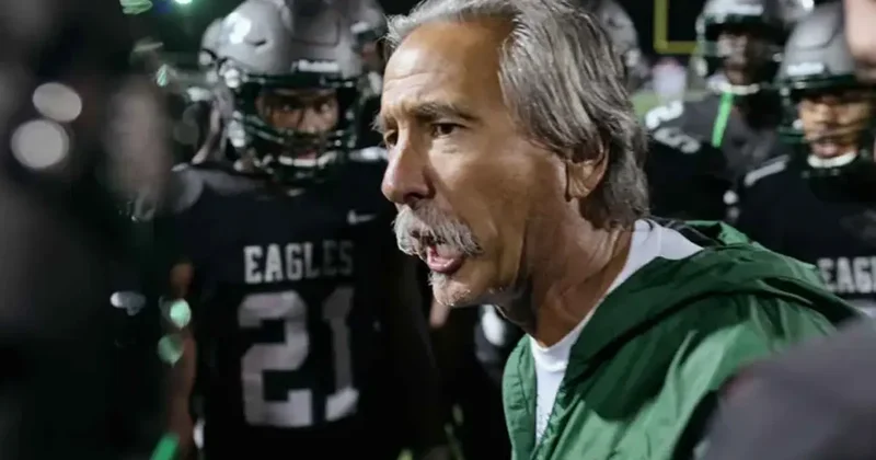 Ünlü oyuncu John Beam üniversite kampüsünde öldürüldü