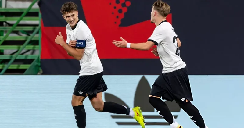 6 gollü maçta Almanya yı Türk yıldızları taşıdı!