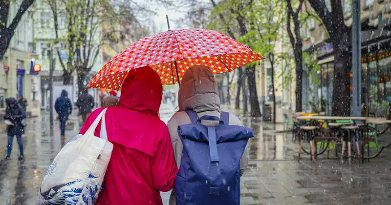 Meteoroloji 17 ili uyardı: Sarı kodlu alarm! Yarına dikkat! 8 ilde kar yağacak