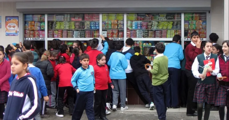 Yoksul çocuğa 3 liralık yardım Sözcü Gazetesi