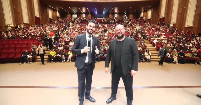 Şahinbey Belediyesi nden gençlere moral ve motivasyon buluşması Gaziantep Haberleri