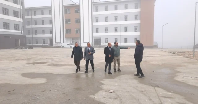 Çan Fen Lisesi ve Çan Anadolu Lisesi inşaatlarında inceleme Çanakkale Haberleri