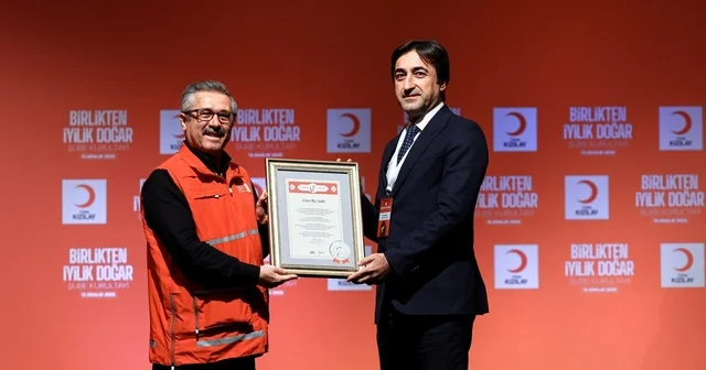 Türk Kızılayı Cizre Şubesi iki ayrı alanda ödül kazandı Şırnak Haberleri