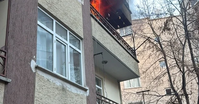 Sinop ta yangın paniği: Apartman sakinleri tahliye edildi Sinop Haberleri