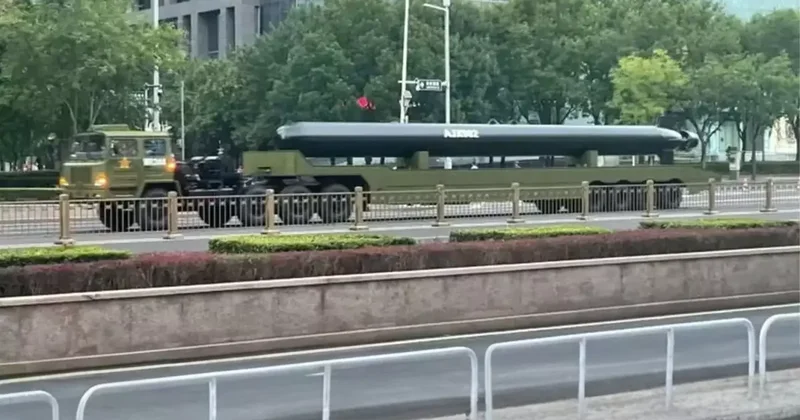 ABD nin uykularını kaçıran görüntü! Çin insansız denizaltıları test etmeye başladı