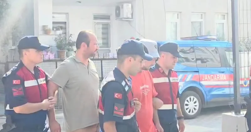 Göçmen kaçakçılığı operasyonu: Eski AKP li Başkan da gözaltına alınanlar arasında