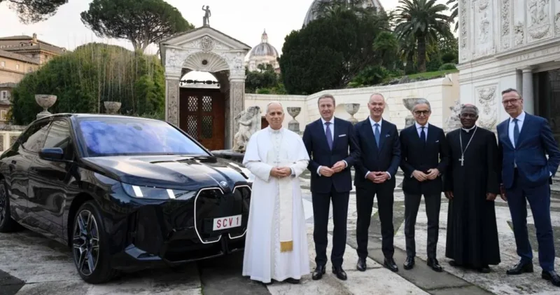 BMW’den Papa’ya jest: