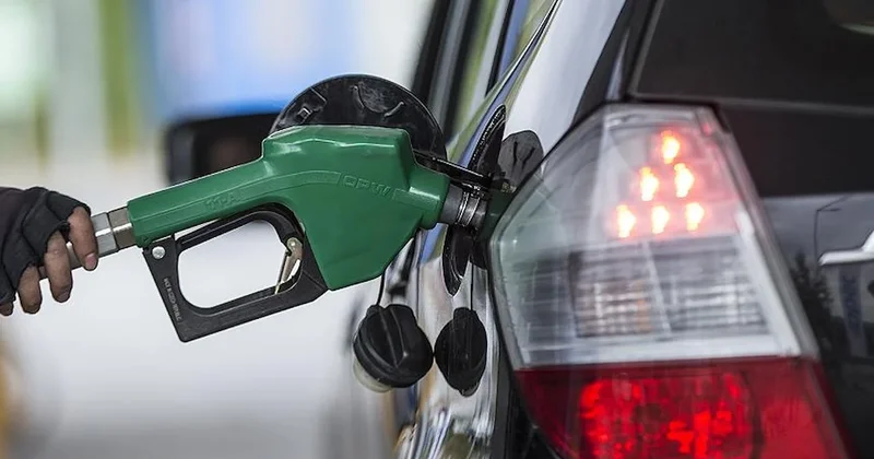 Akaryakıtta tabela değişiyor: Benzine indirim yolda! Sözcü Gazetesi