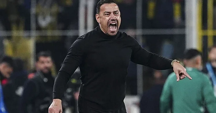 Çağdaş Atan dan Fenerbahçe maçı sonrası sert VAR tepkisi!