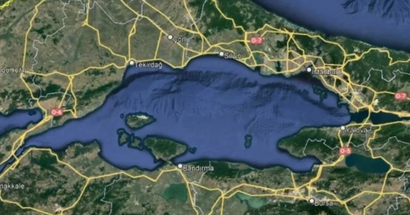 NY Times ın Faylar adım adım İstanbul a kayıyor analizi ile başlayan tartışma: Prof. Dr. Okan Tüysüz: Deprem öne Sözcü Gazetesi