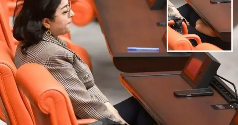 DEM Partili Öznur Bartın TBMM de ayakkabılarını çıkardı