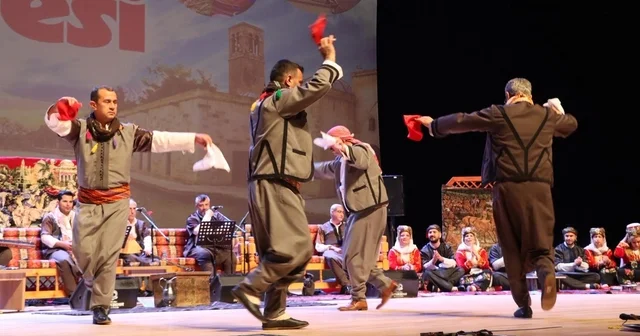 Denizli de düzenlenen Urfa Sıra Gecesi ile kültürler buluştu Denizli Haberleri