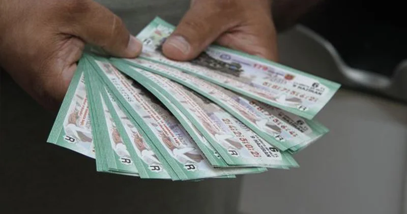 Valilikten karar: Cami önünde piyango satışı durduruldu