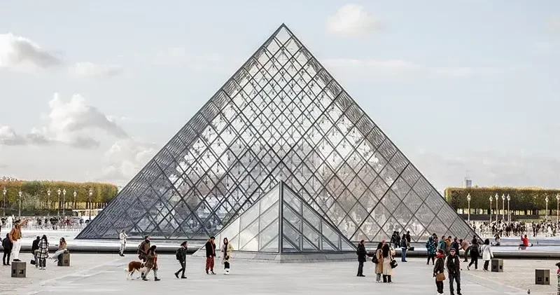 Louvre Müzesi, grev nedeniyle kapandı