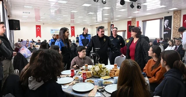 Kütahya İl Emniyet Müdürlüğü eğitim faaliyetlerini tamamladı Kütahya Haberleri