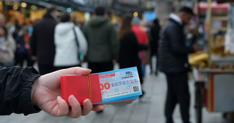 İstanbul Valiliği nden milli piyango genelgesi: Cami avlusu ve girişlerinde satışı yasak