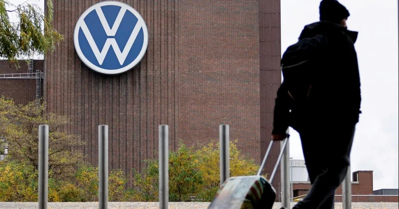 Volkswagen, 88 yıllık tarihinde ilk kez Almanya daki bir fabrikasını kapatıyor