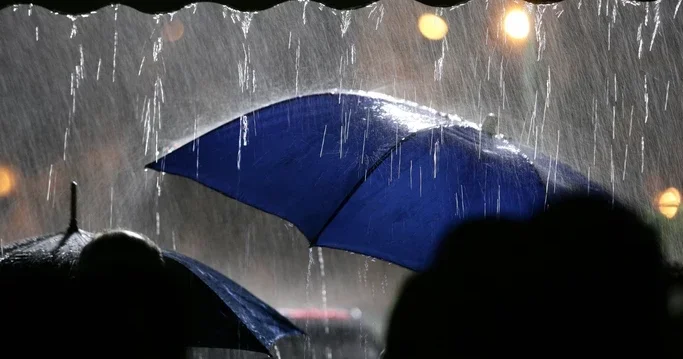 GÜNCEL HAVA DURUMU RAPORU SON DAKİKA 16 ARALIK 2025 Yarın (Salı) hava nasıl olacak, sağanak yağmur var mı? Meteoroloji son verileri il il yayınladı!