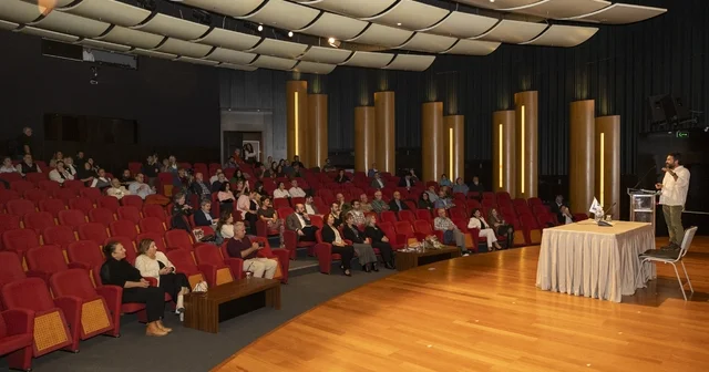 Kültür Politikaları Semineri Mersin in sanat hafızasına ışık tuttu Mersin Haberleri