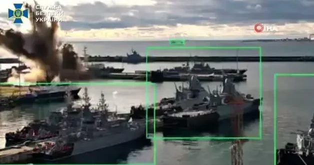 Ukrayna, Rusya’ya ait denizaltıyı vurdu