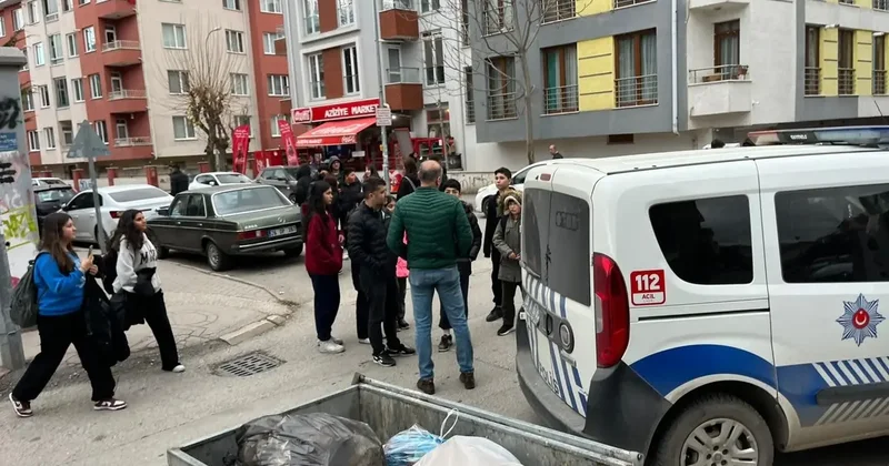 Eskişehir de 12 yaşındaki çocuk okul çıkışında bıçaklandı