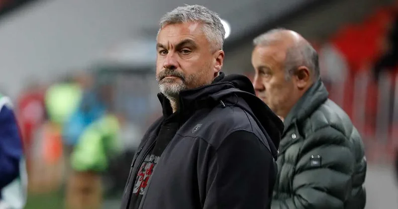 Samsunspor Reis ile görüşecek