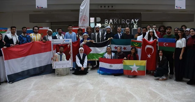 Uluslararası öğrenciler, İzmir de kültürlerini tanıttı İzmir Haberleri
