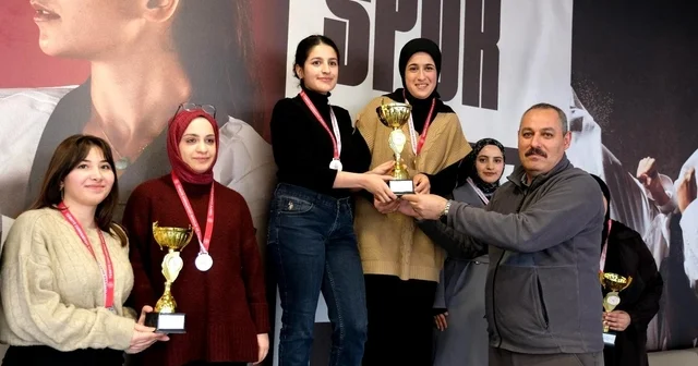 Erzincan GSB yurtları arası YurtLig Satranç İl Birinciliği tamamlandı Erzincan Haberleri