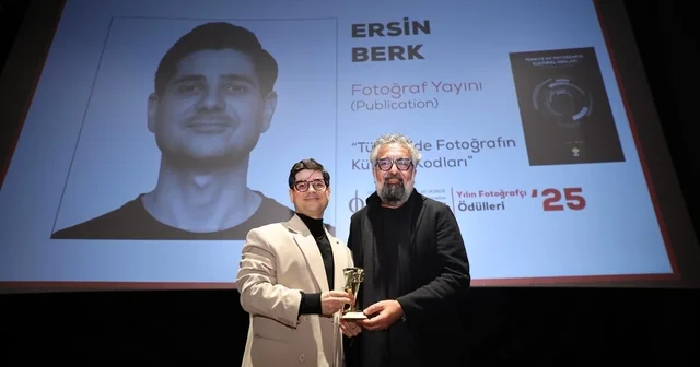 Öğretim görevlisi Yılın Fotoğraf Yayını ödülüne layık görüldü Sakarya Haberleri