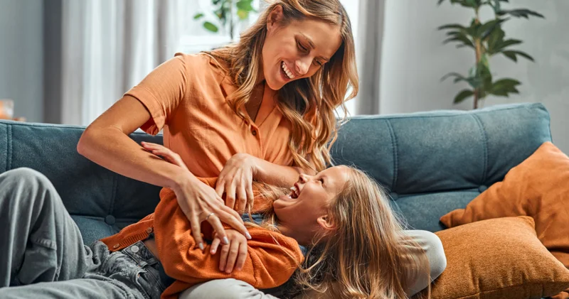 Bunu deneseniz de yapamazsınız! İnsan neden kendini gıdıklayamaz?