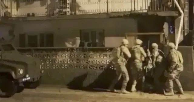TEM ekiplerinden DEAŞ ın hücre evlerine şafak baskını VİDEO İZLE
