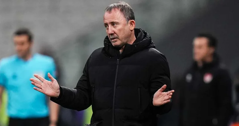 Sergen Yalçın Rafa Silva nın geleceğini açıkladı