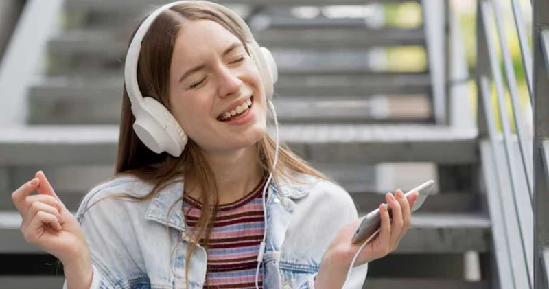 Milyonların dinlediği şarkıya yapay zeka yasağı geldi