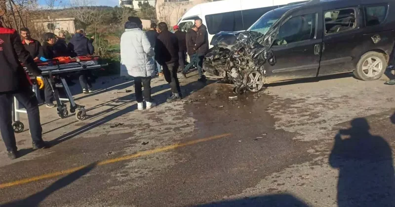 Osmaniye’de 7 kişinin yaralandığı kaza kamerada