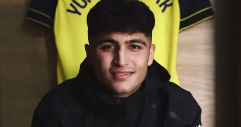 Premier Lig den Championship e gitti! Türk yıldızın yeni takımı belli oldu