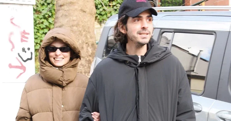 Karnın açsa ne aşkı!